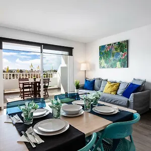 https://the-colors-house-629-private-apartment.in-canary-islands.com